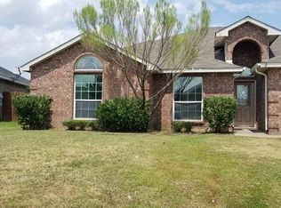 2 Fern Oak Ct, Mansfield, TX 76063