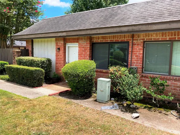 12009 Greenwood Forest Dr, Houston, TX 77066