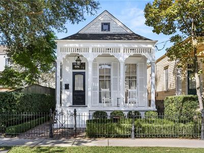 624 Eleonore St, New Orleans, LA, 70115