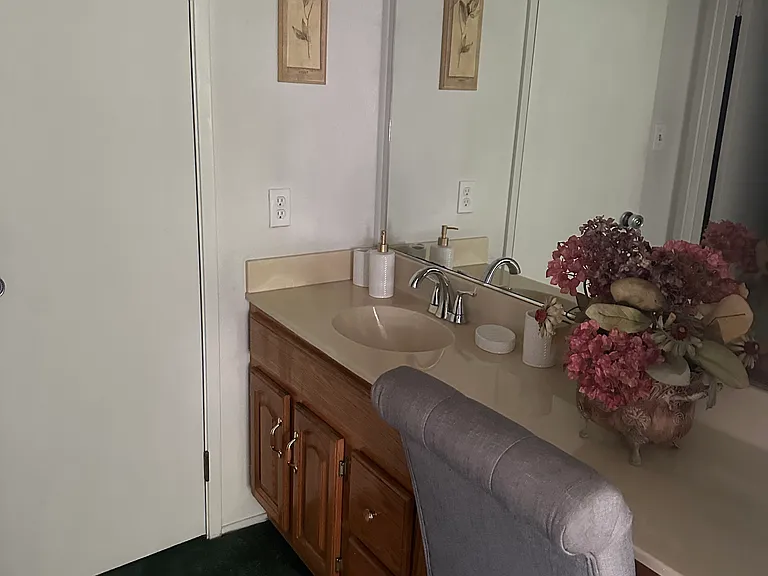 556 Windward Way — Photo 7