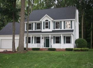 12447 Whisper Ridge Dr, Freeland, MI 48623