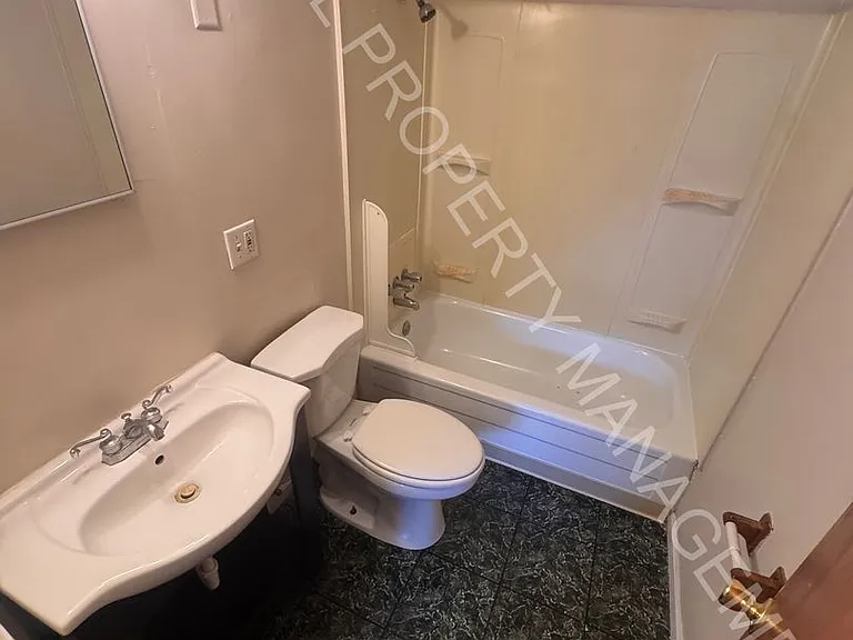 2020 Weiss — Photo 8