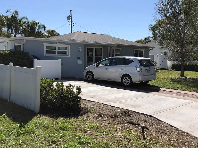 6629 Orchard Dr N — Photo 1