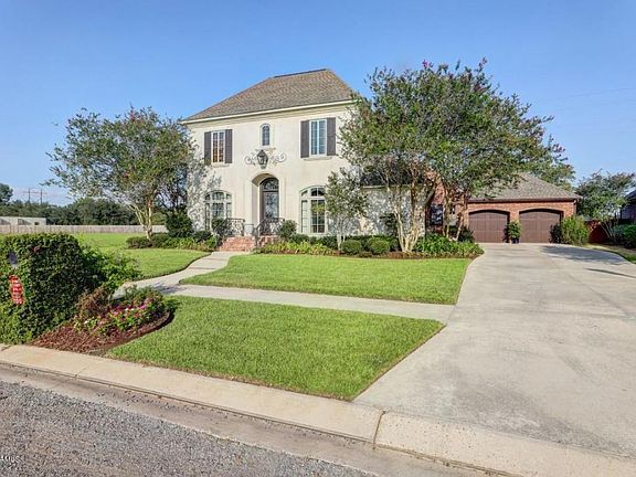 3rd image of 200 Brahmwell Ct