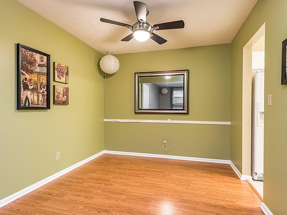5th image of 101 Algiers Ct APT 4