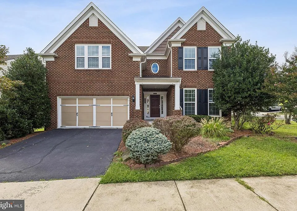43527 Loudoun Barn Way