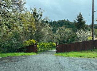 180 Meredith Dr, Garberville, CA 95542