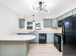 1020 Bong Blvd #1020, Duluth, MN 55811