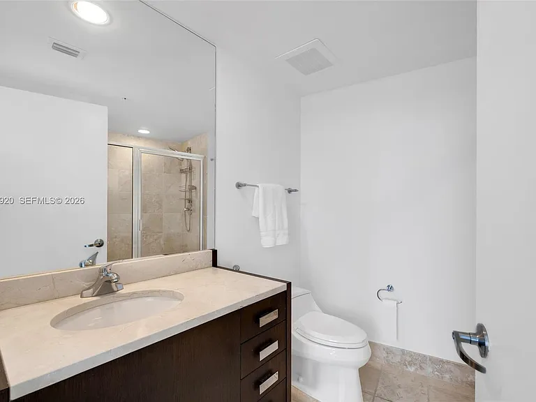 18201 Collins Ave #902-fl 3316 — Photo 22