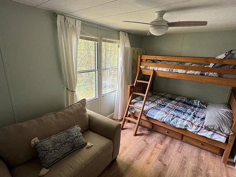 126 Village Ln — Photo 33