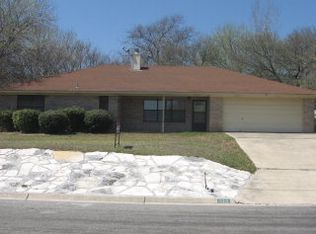 314 Red Oak Ln W, Ingram, TX 78025