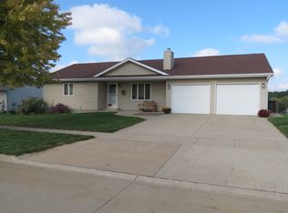 1746 4th Ave SW, Le Mars, IA 51031