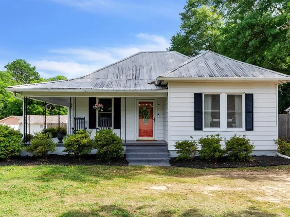 45 Main St, Pelzer, SC 29669