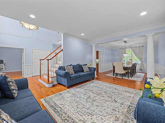 5th image of 22 Faulkner Rd