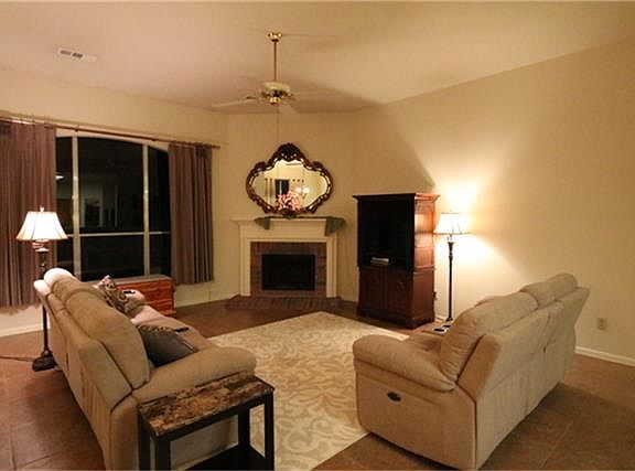 4th image of 5723 Forest Trails Dr