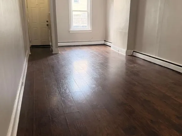 60 Hancock St, Trenton, NJ 08611