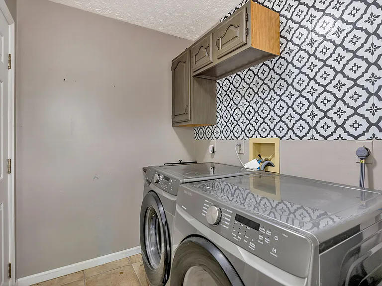 3291 Shadylake Dr — Photo 20