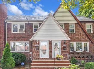 66-04 78th St, Middle Village, NY 11379