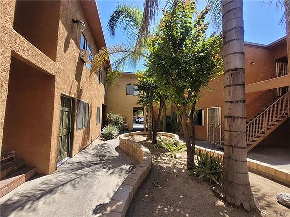 4th image of 1515 S Sierra Way #1515