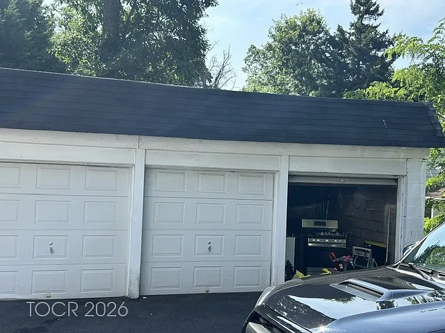 295 Lincoln Ave — Photo 15