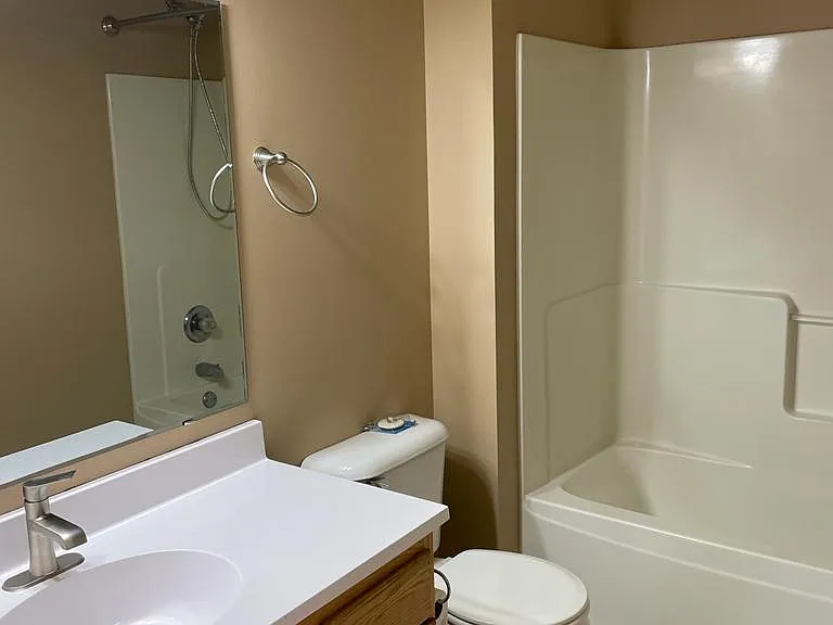17346 Lilac Ln SE — Photo 12