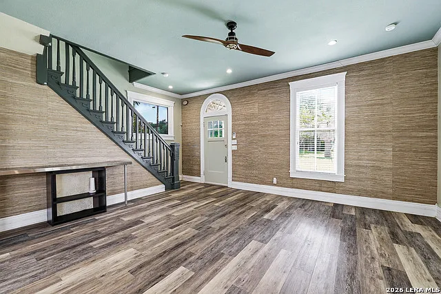 3 bed, 3.5 bath, 2574 sqft, $2,550 — Photo 3