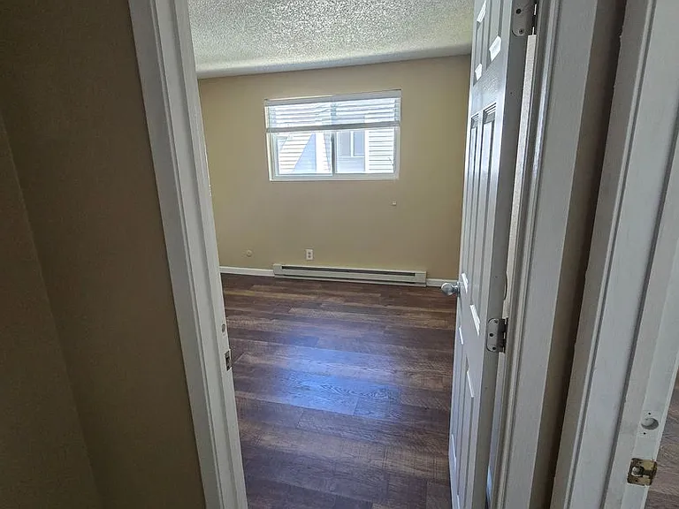 1715 Center Ave #15 — Photo 84