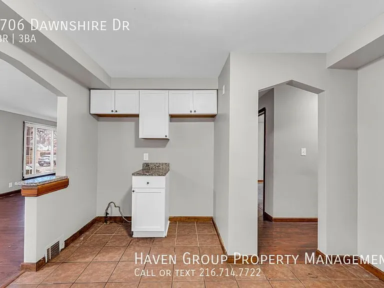 4706 Dawnshire Dr — Photo 7