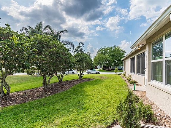2nd image of 11238 Brooklawn Dr