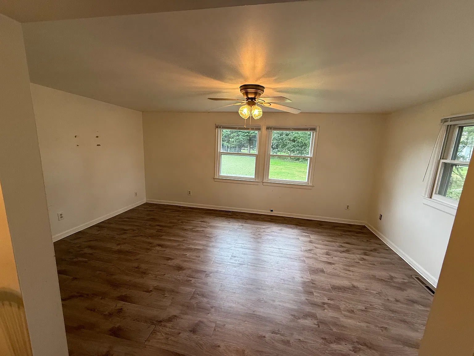 2 bed, 850 sqft, $1,750 — Photo 4