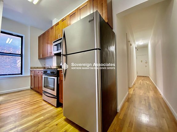 5th image of 1270 1st Ave #54D