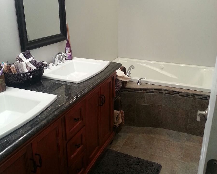2nd image of 540 Sunny Valley Lane