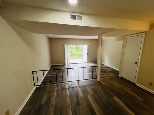 595 Winding Creek Rd APT A, Fayetteville, NC 28305