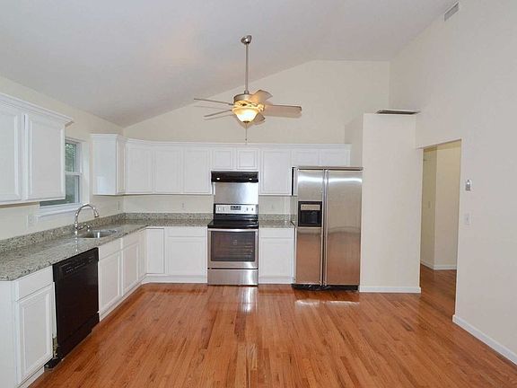 3rd image of 1 Black Pine St