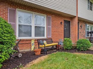 418 Macadam Dr, Lexington, KY 40517