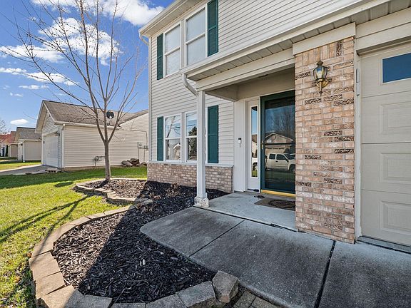 3rd image of 813 Braxton Dr N