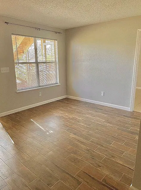 1600 Big Tree Rd — Photo 2