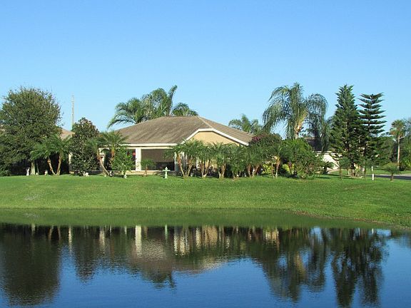4th image of 534 High Hawk Cir