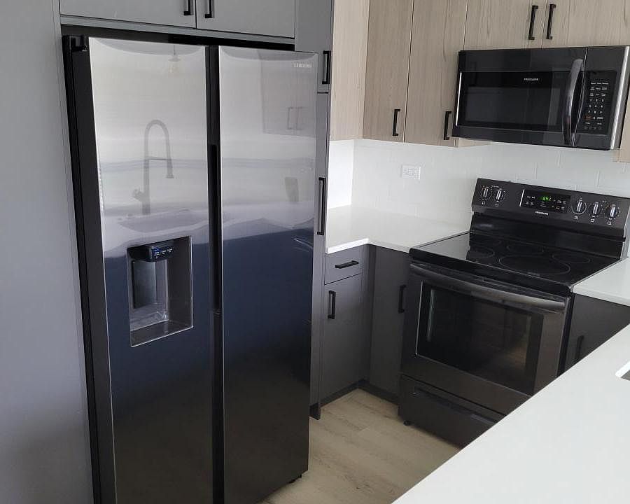 1st image of 6500 S Ingleside Ave #3