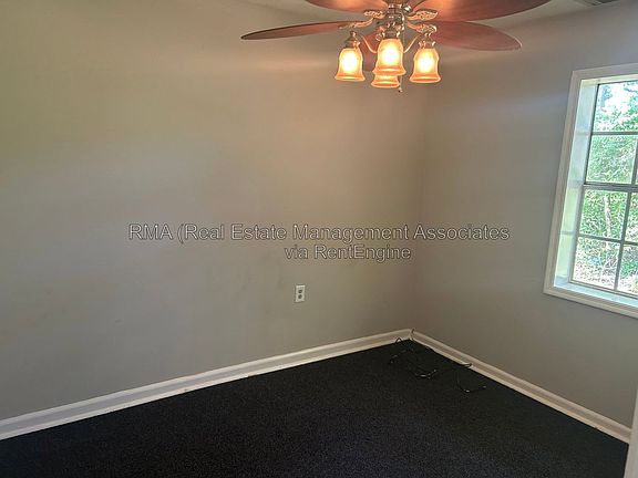 4th image of 118 Quincy Ave #B