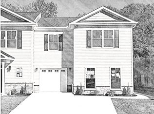 231 Marshland Ln, Greer, SC 29650