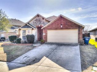 6216 Lakecrest Dr, Sachse, TX 75048