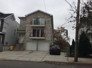 86 Wolcott Ter, Newark, NJ 07112