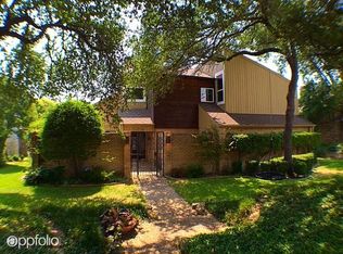 9818 Windy Terrace Dr, Dallas, TX 75231