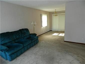 4th image of 7001 Sloan Ave