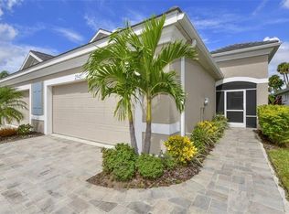 2945 Trustee Ave, Sarasota, FL 34243
