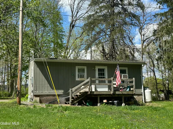 22086 State Route 22, Hoosick Falls, NY 12090