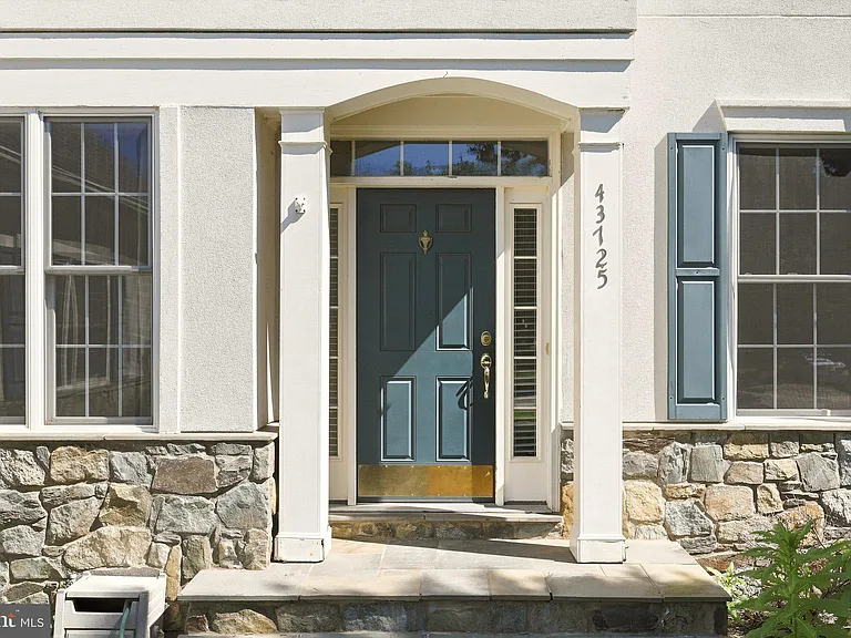 43725 Red House Dr — Photo 2