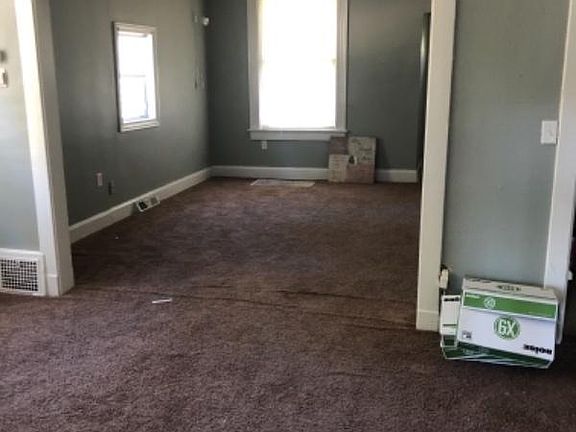 4th image of 309 E River St