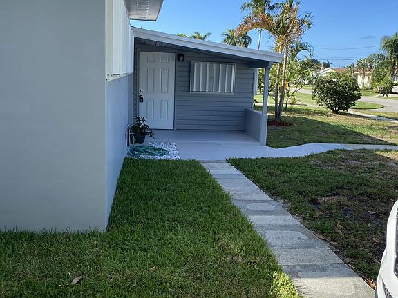 3rd image of 129 Yucatan Drive